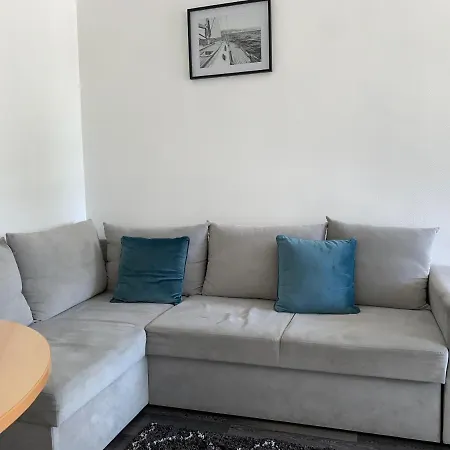 Zenbnb - La Prairie / Near Shops / Wifi / 안마스